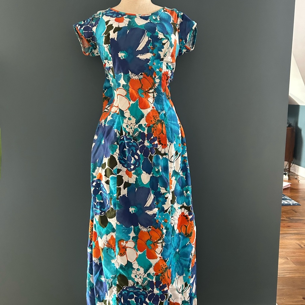 Elegant Hawaiian Floral Maxi Dress in Blue and Orange